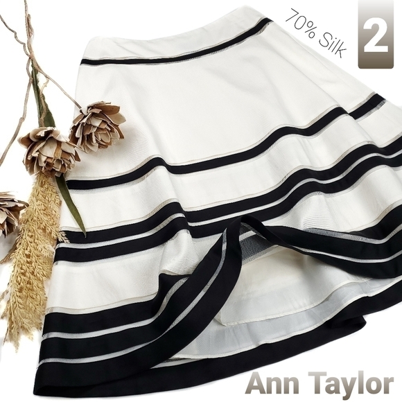 Ann Taylor Dresses & Skirts - Ann Taylor Cream Blk Stripe Lace Silk Skirt Sz 2